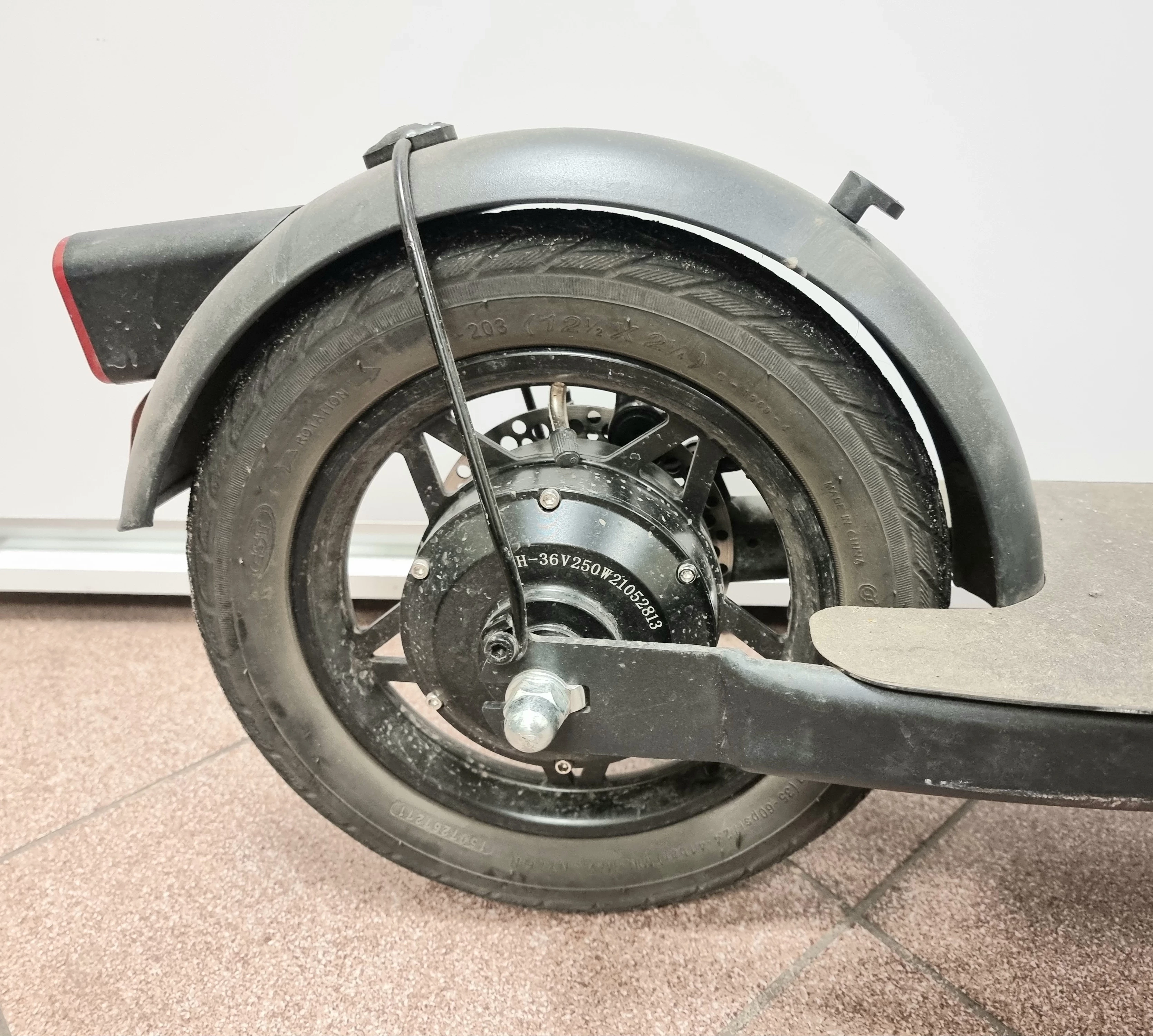 hulajnoga-elektryczna-rider-r12ladinstrukcja-kod-producenta-r12