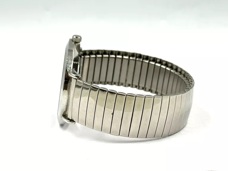 zegarek-jones-new-york-srebrny-typ-nareczny