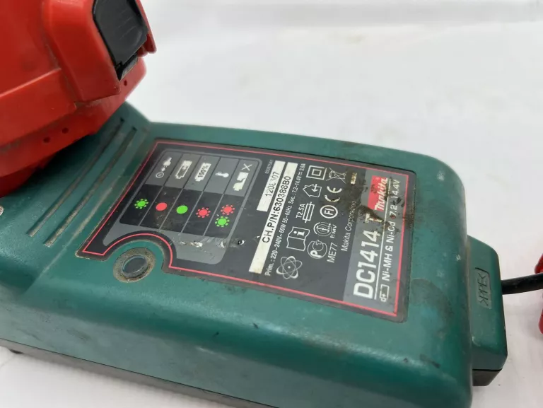 wkretarka-makita-8270d-body2akulad-kod-producenta-8270d