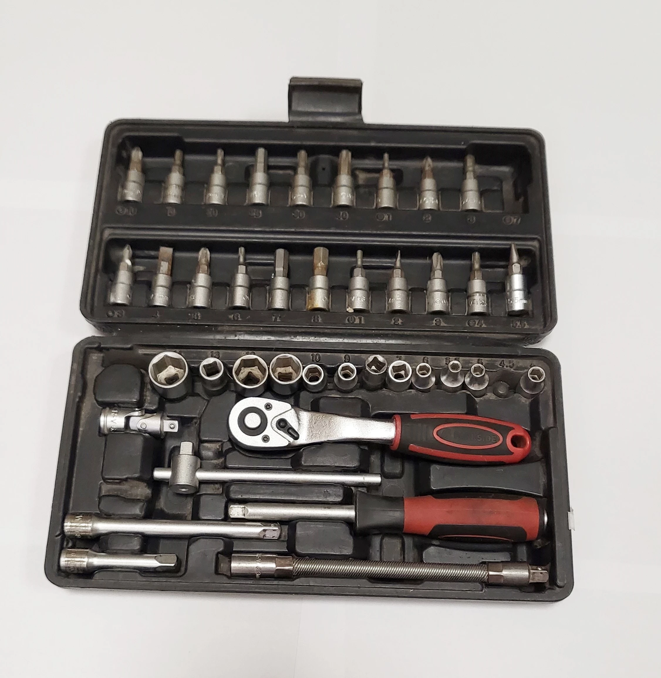 zestaw-kluczy-powerfix-profi-plac-wolnosci-10-konin