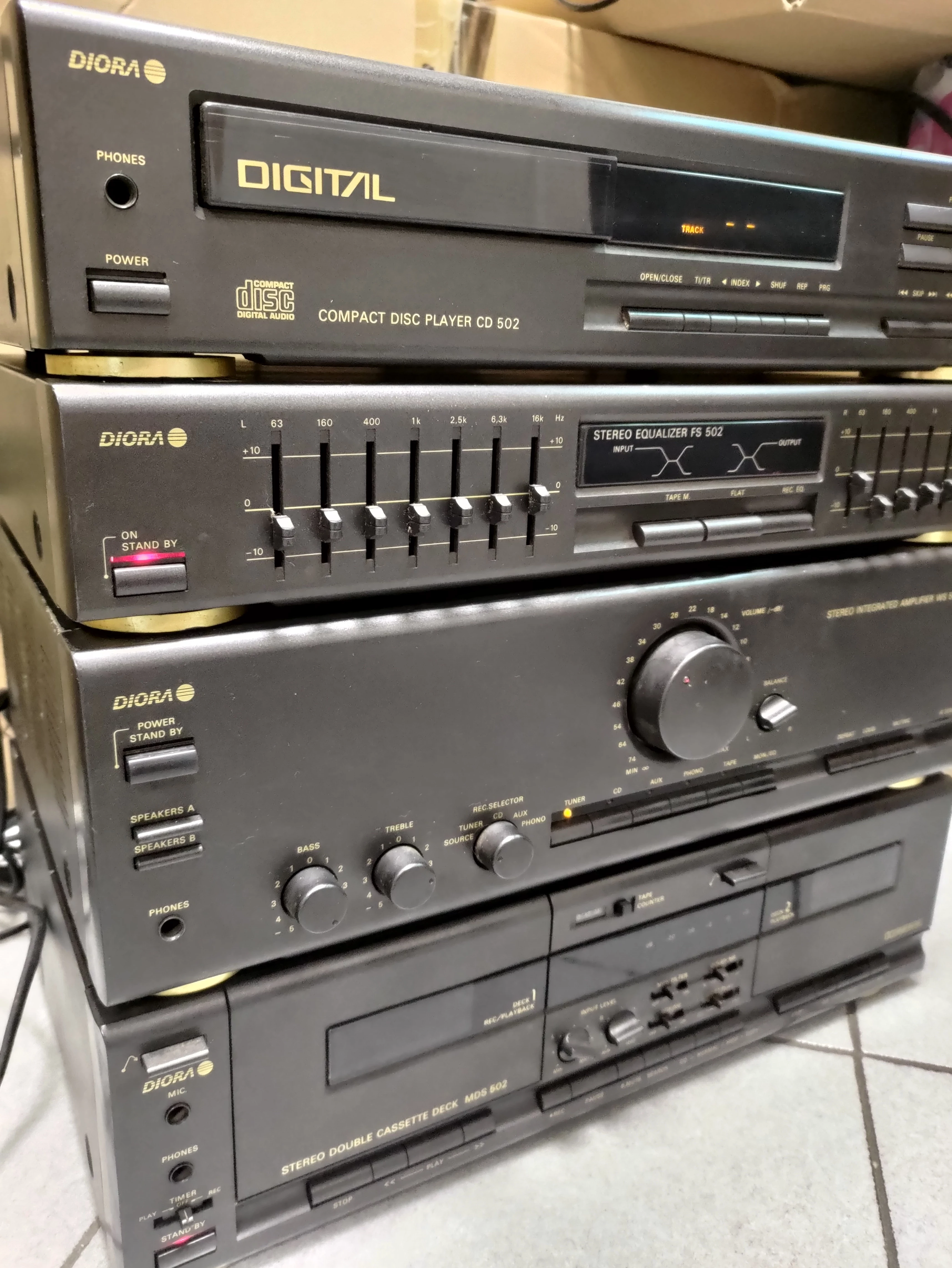 zestaw-wieza-diora-ws-502-504-cd-wzmacniacz-korektor-opis-model-ws-504