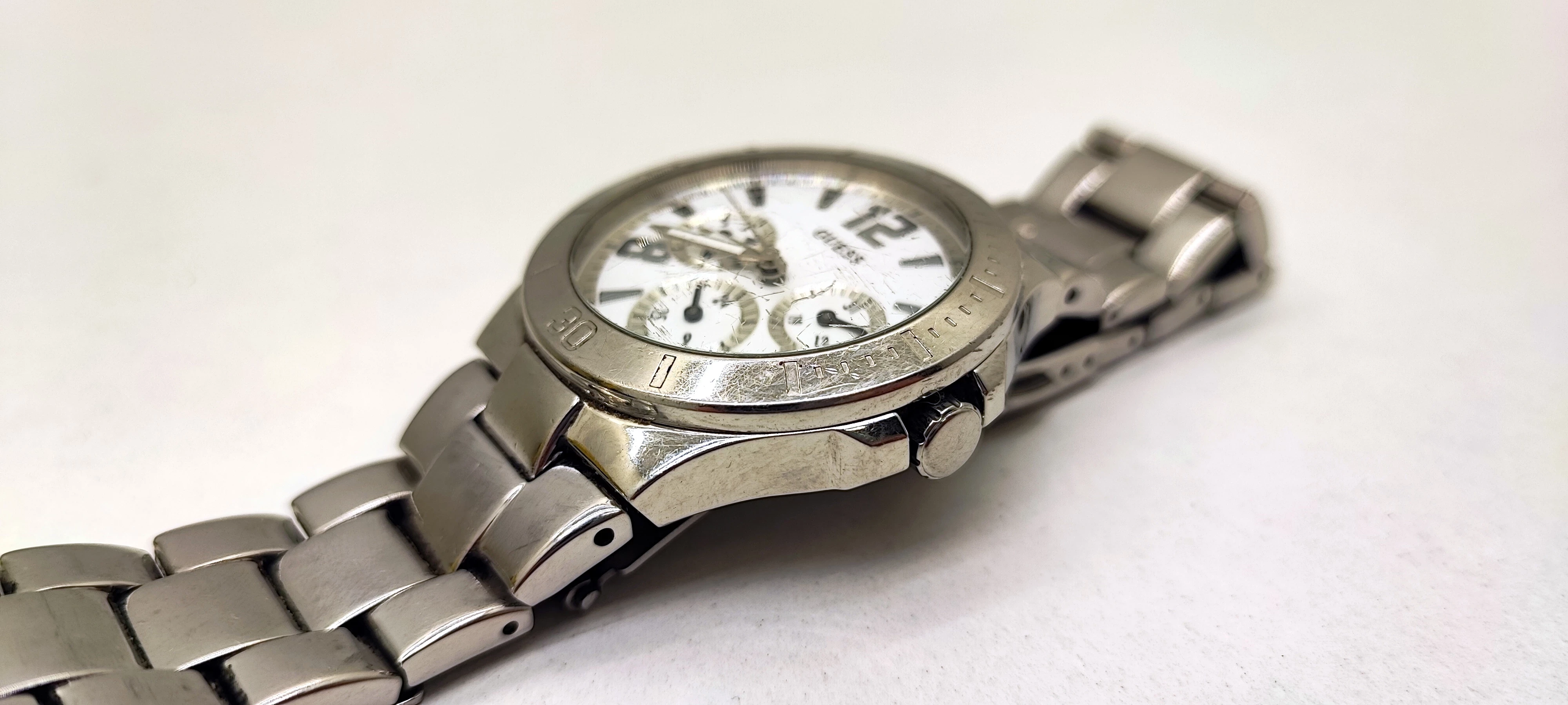 zegarek-damski-guess-vespa-w11125l1-mechanizm-18738-1