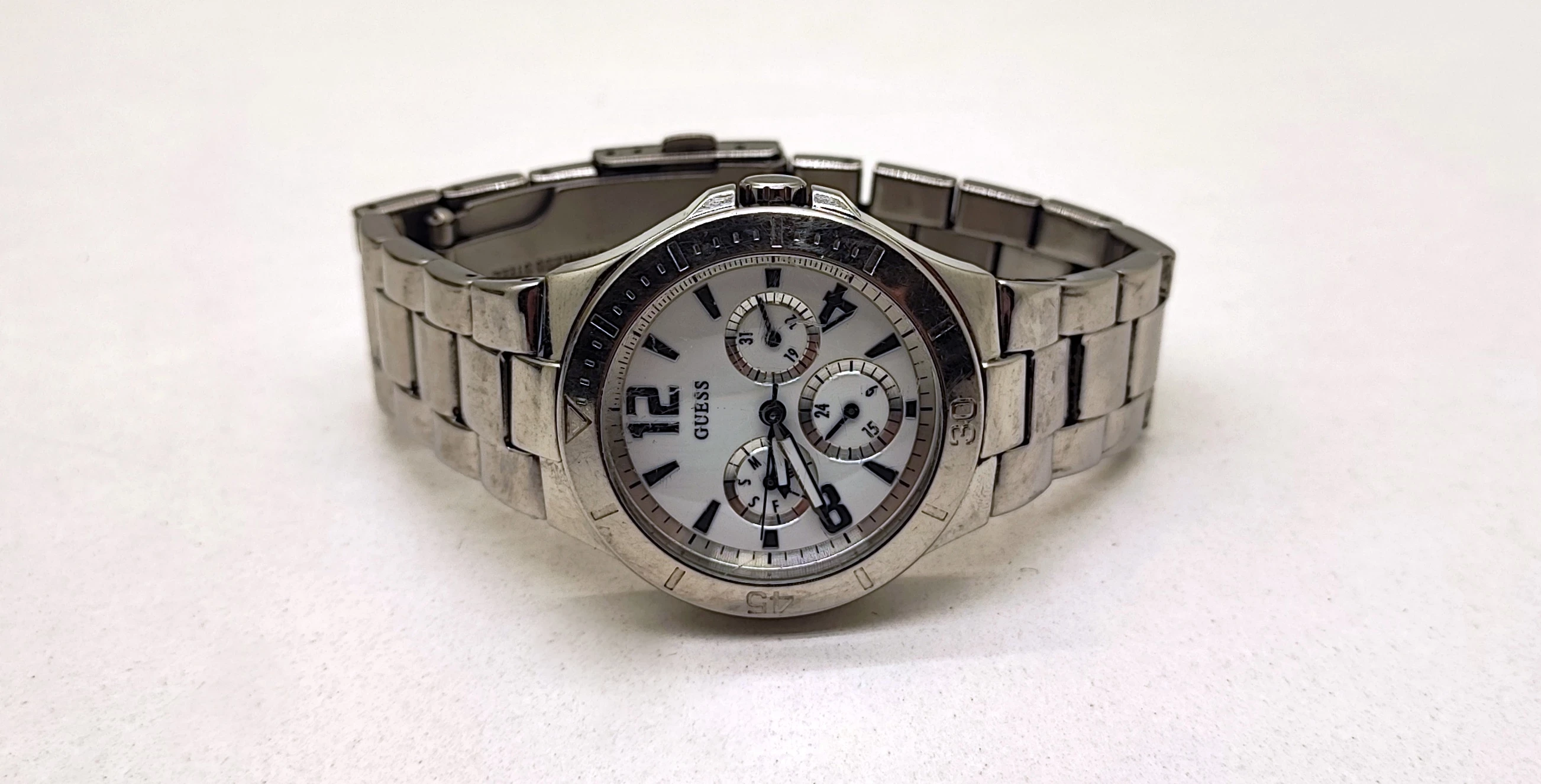 zegarek-damski-guess-vespa-w11125l1-krakowska-94-andrychow