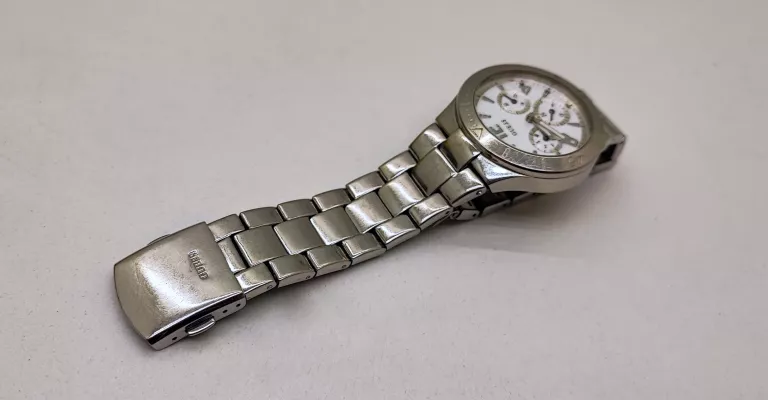 ZEGAREK DAMSKI GUESS VESPA W11125L1