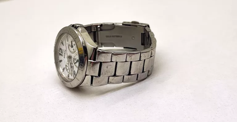 zegarek-damski-guess-vespa-funkcje-220-2097152