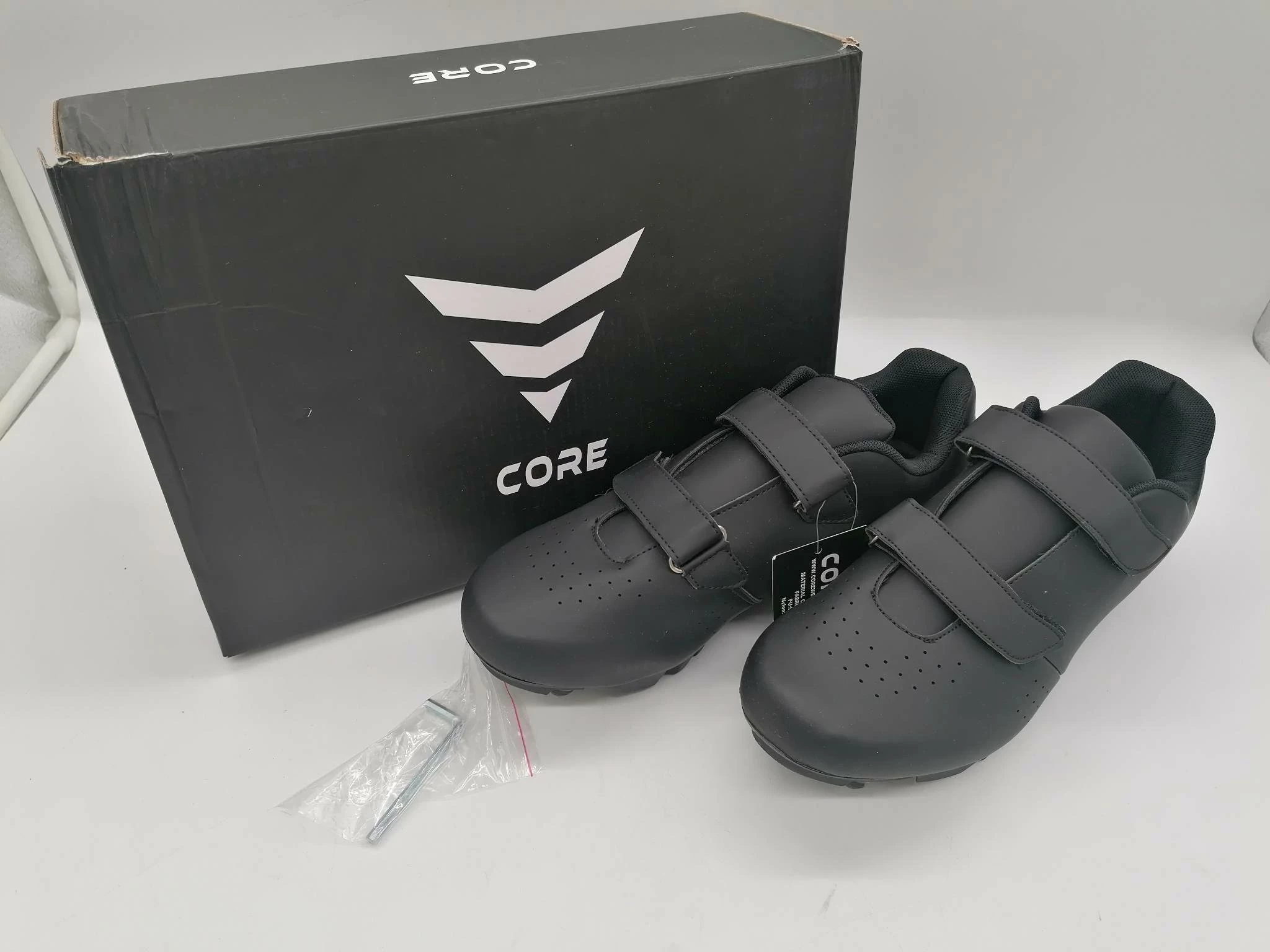 buty-na-rower-szosowy-core-mtb-z-metka-pilsudskiego-4-oborniki