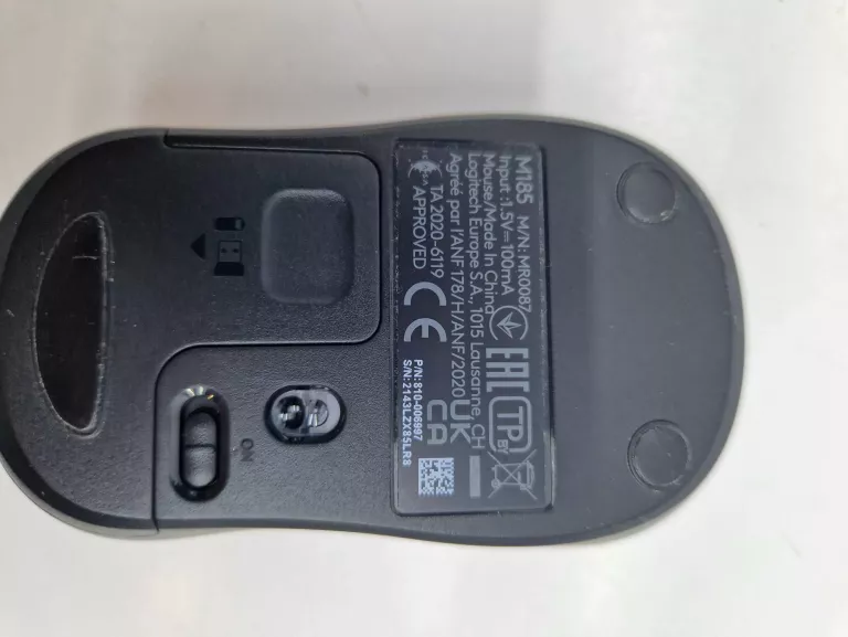 LAPTOP HP 250 G8 +MYSZKA+PODKŁADKA+TORBA