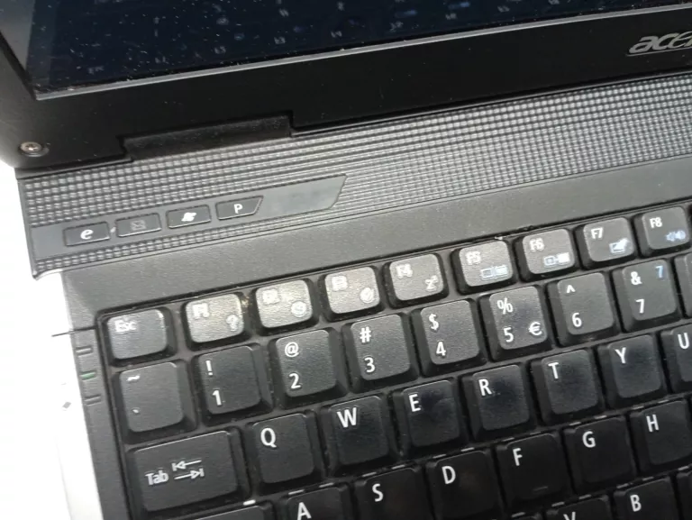 LAPTOP ACER ASPIRE 3680 3GB/250GB/WIN 7