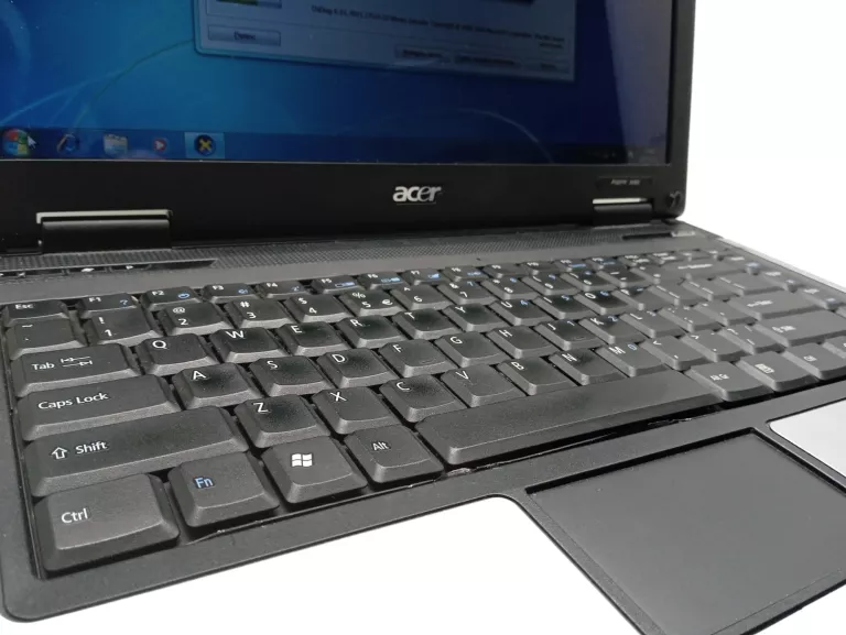 LAPTOP ACER ASPIRE 3680 3GB/250GB/WIN 7