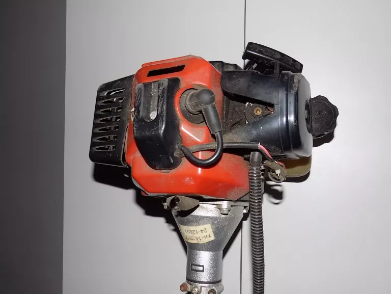 kosa-spalinowa-podkaszarka-lider-gks300-kod-producenta-lik-gks300