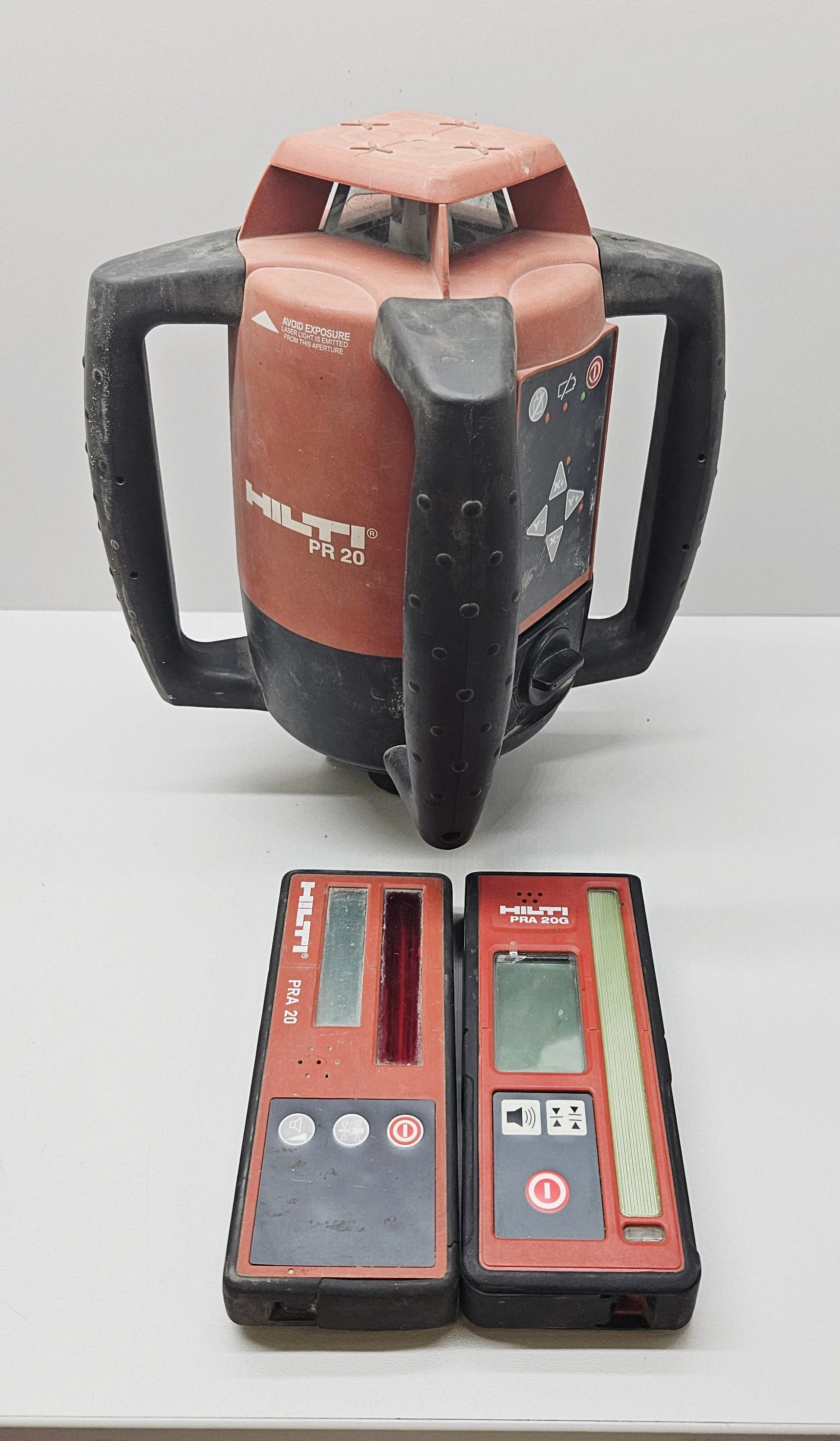 NIWELATOR HILTI PR 20 + PRA 20 + PRA 20G WALIZKA | Niwelatory | Loombard.pl