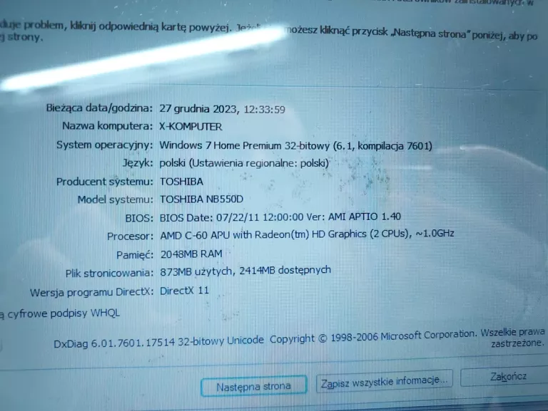 TOSHIBA NB550D