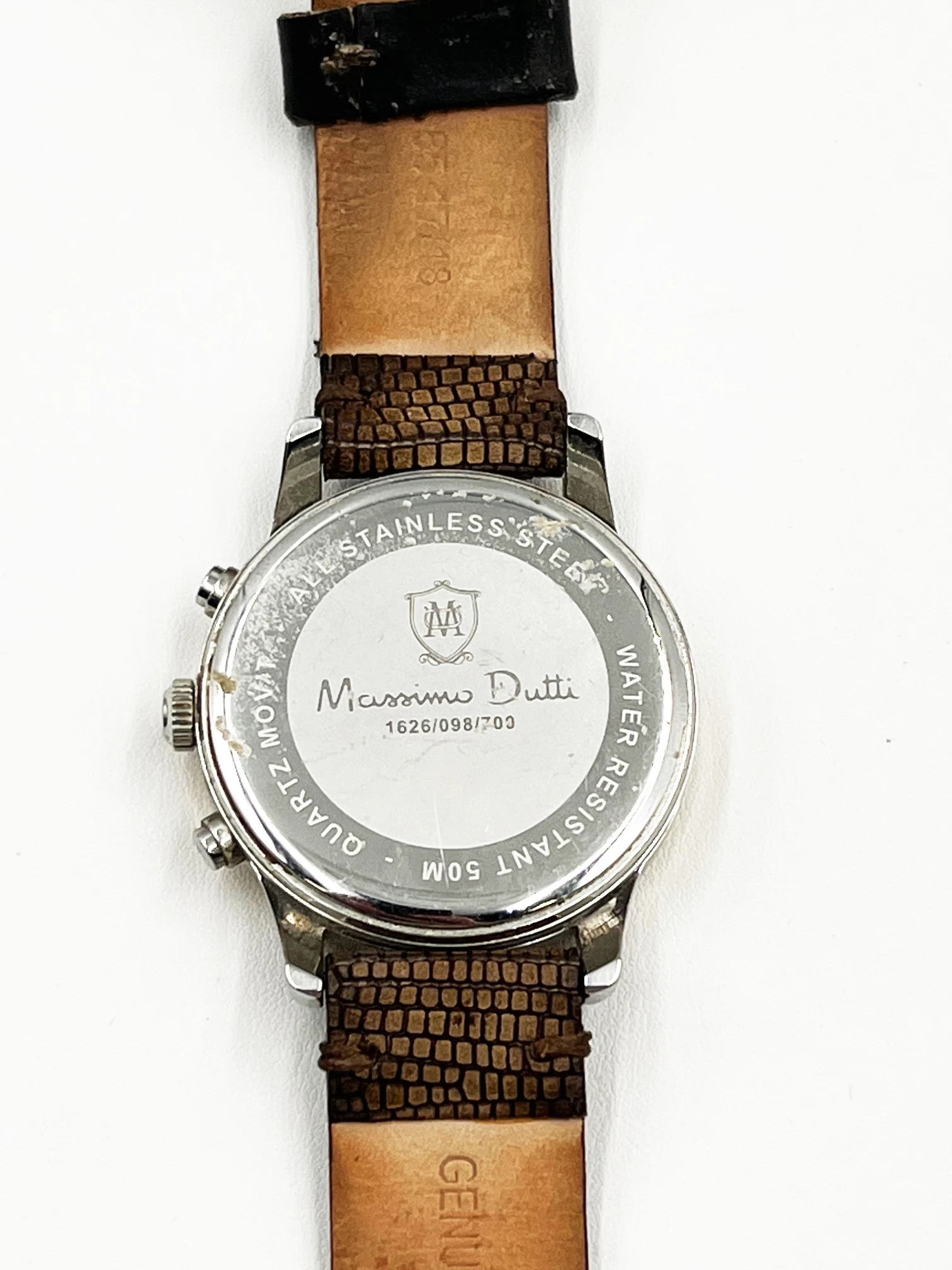 zegarek-massimo-dutti-162698700-na-pasku-ksztalt-koperty-okragla