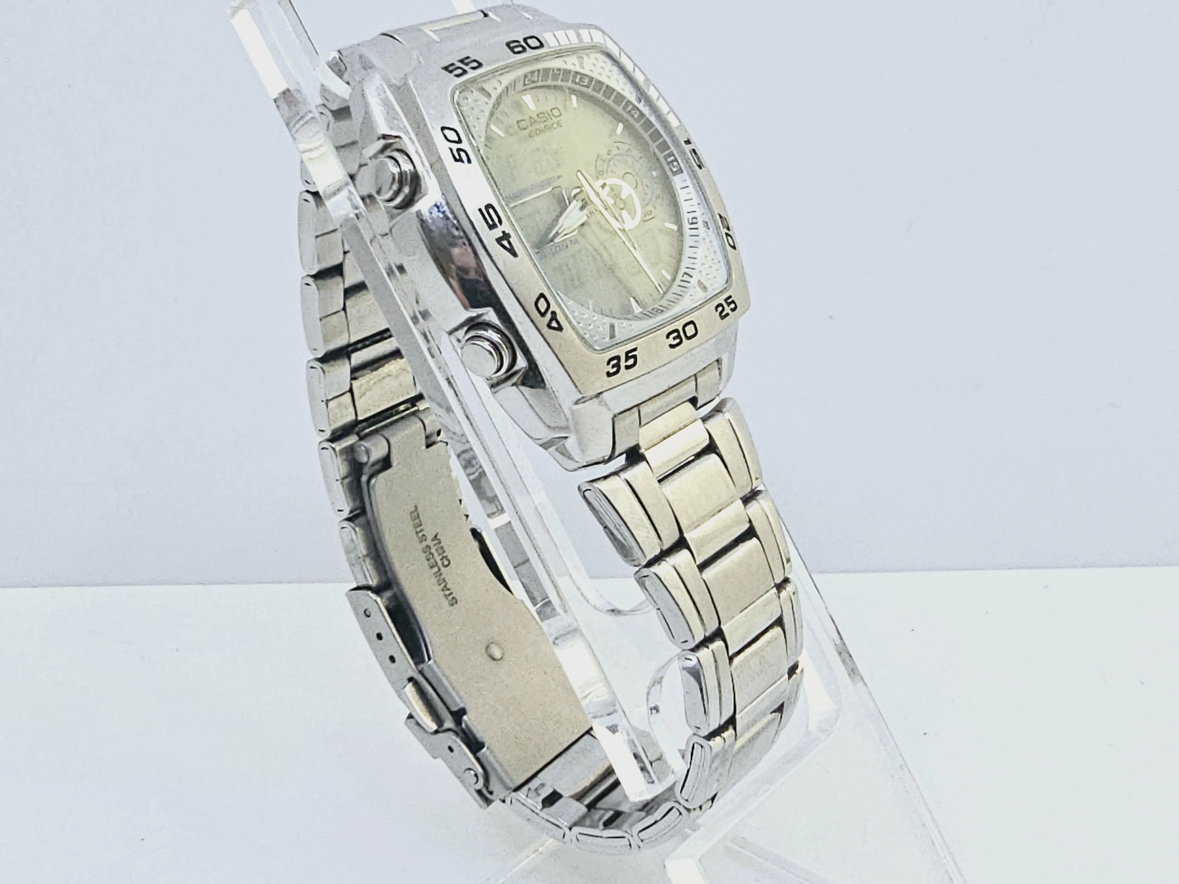 zegarek-casio-efa-122d-7avef-typ-nareczny