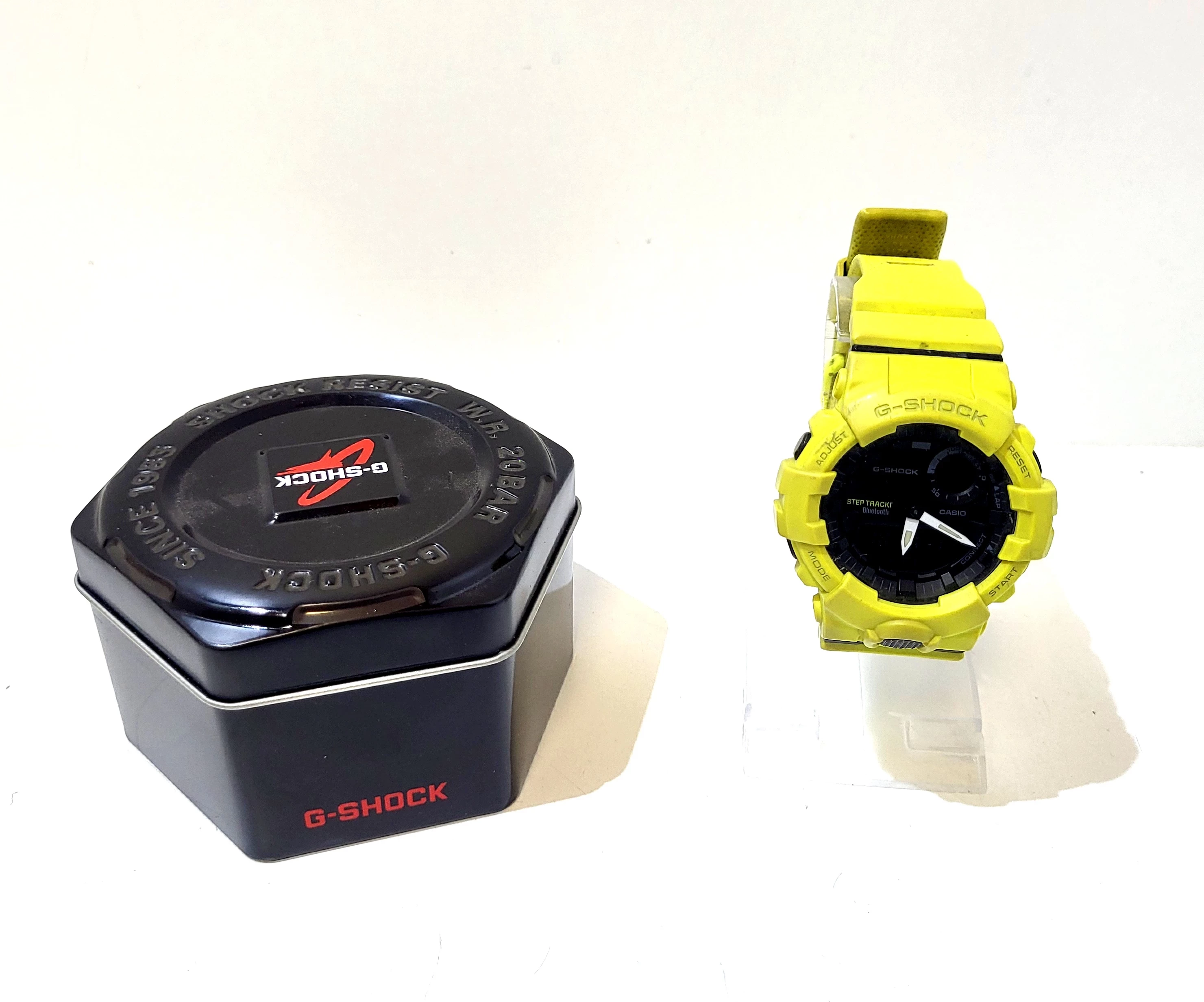 zegarek-casio-g-shock-gba-800-jana-pawla-ii-41a-warszawa