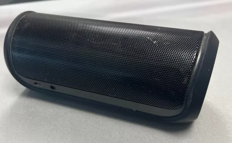 GŁOŚNIK PRZENOŚNY JBL FLIP 2 CZARNY 12 W