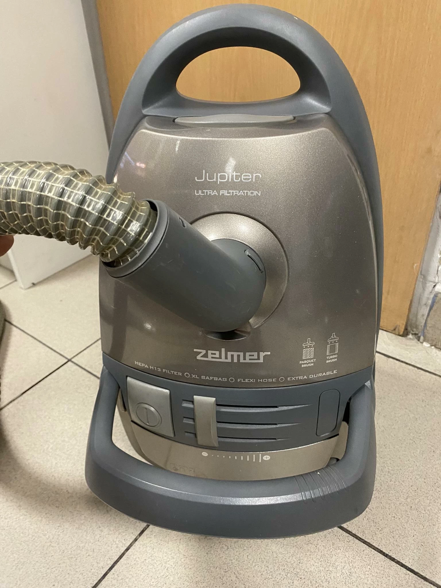 zelmer-jupiter-zvc427ht-890w-rura-koncowki-x2-rodzaj-odkurzacza-workowy