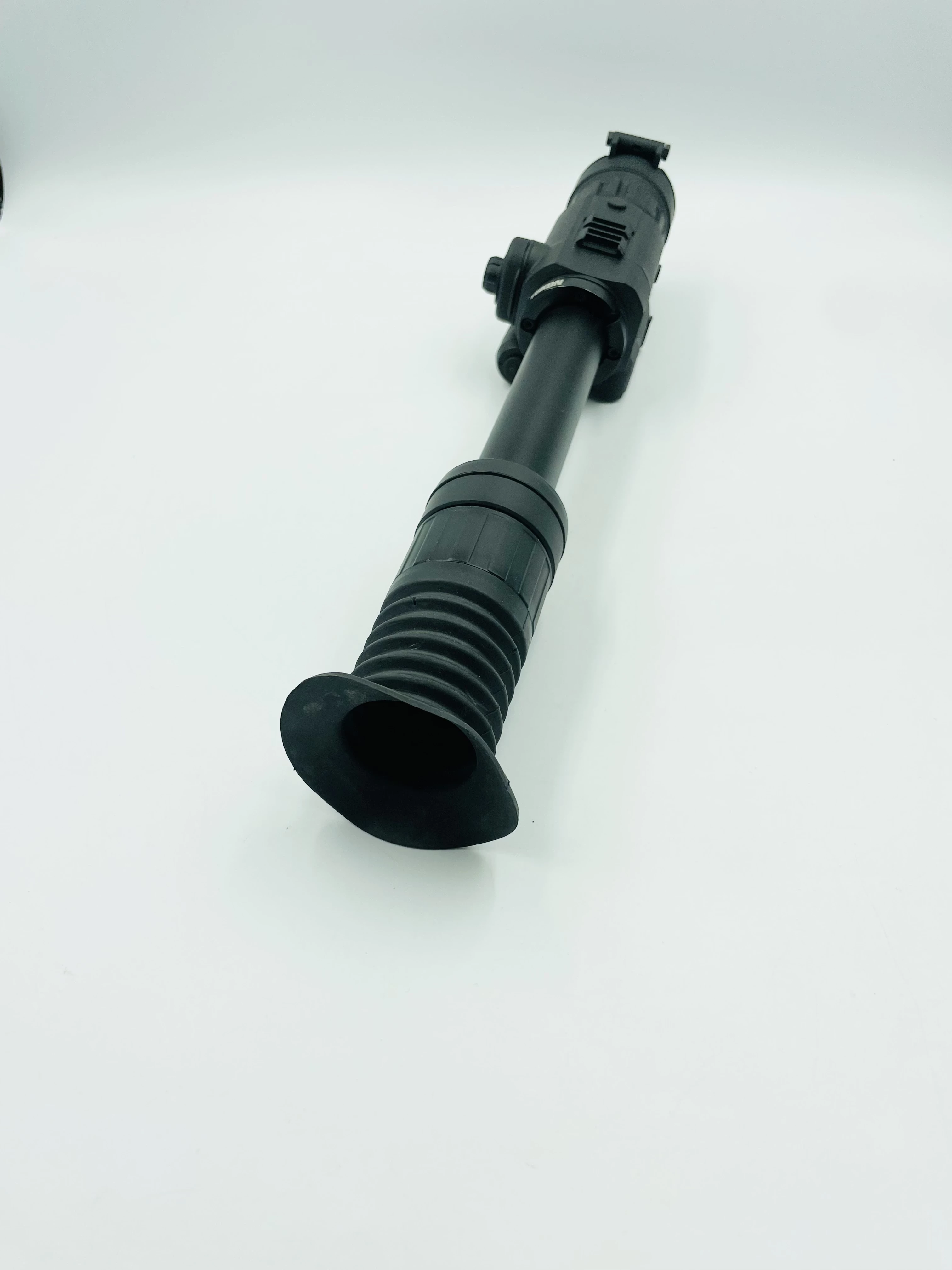 noktowizor-yukon-photon-xt-46x42-l-product-id