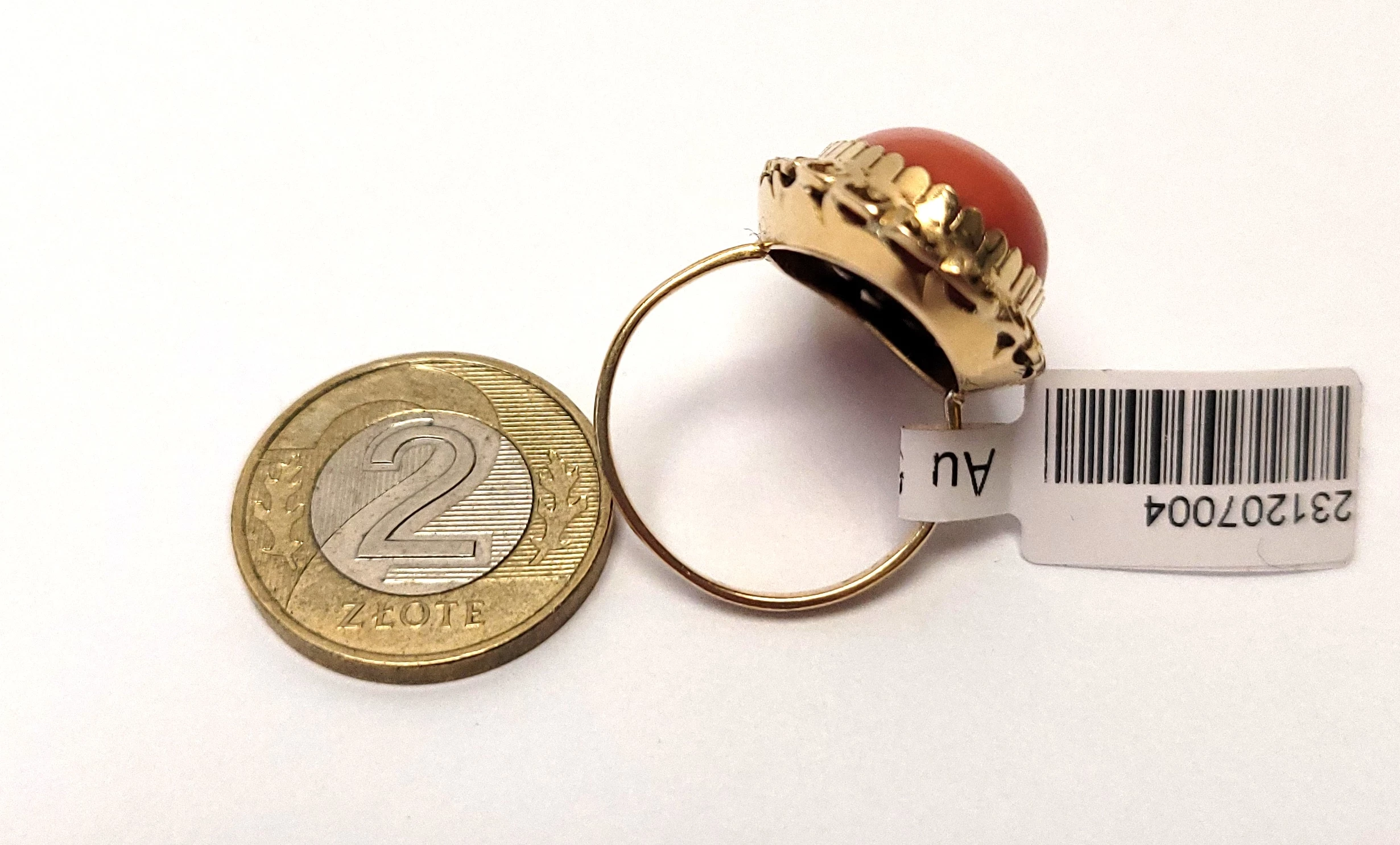 uzywany-zloty-pierscionek-z-koralem-585-907g-r17-marka-inna-marka