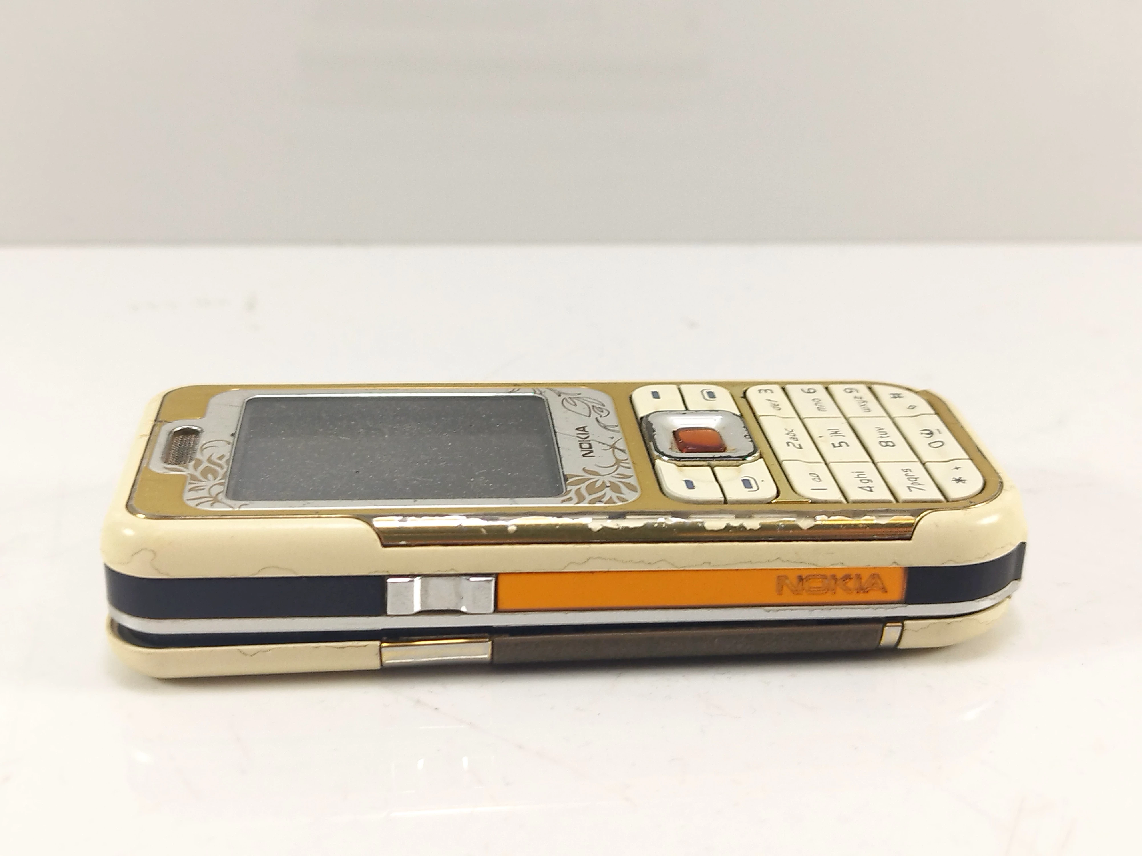 telefon-nokia-7360-kod-producenta-c1-01