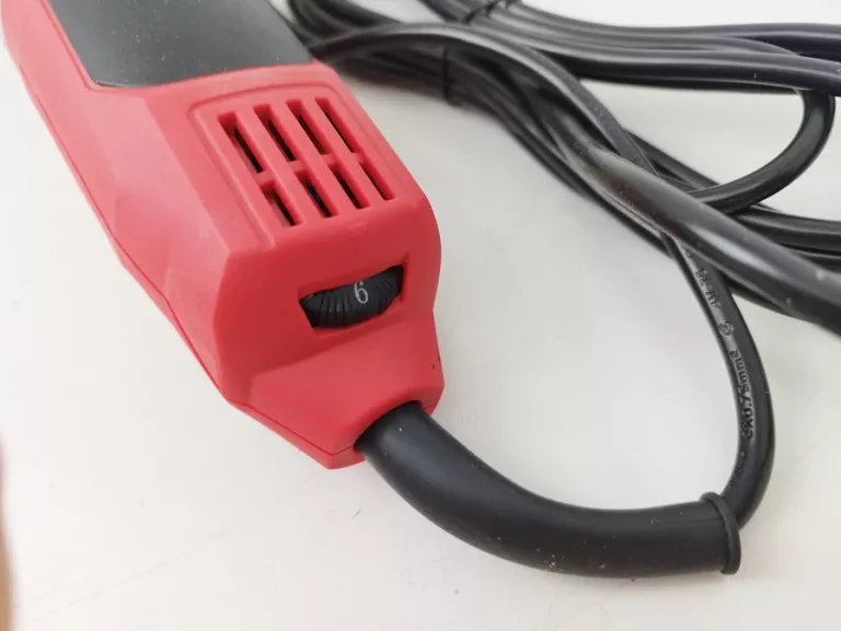 SZLIFIERKA KRAFT WERKZEUGE K619988 650W