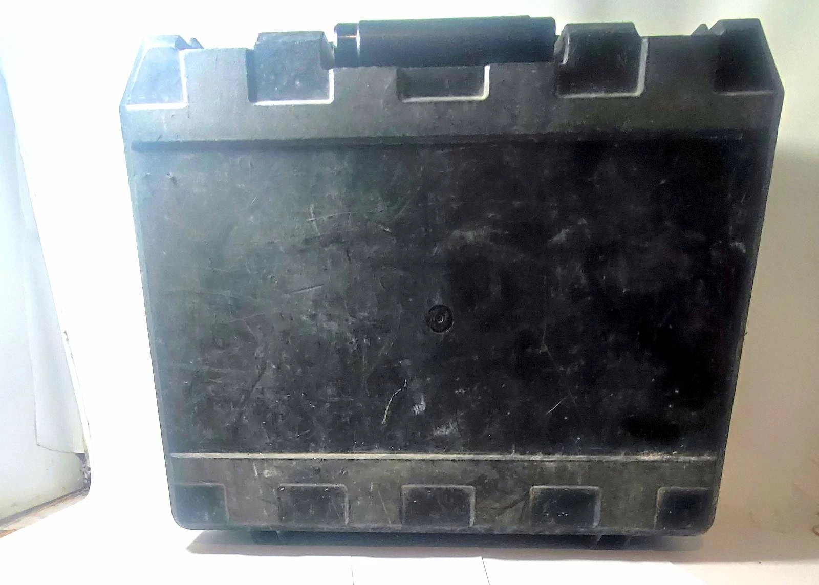 stanley-bostitch-gwozdziarka-bf33-walizka-opis-marka-stanley