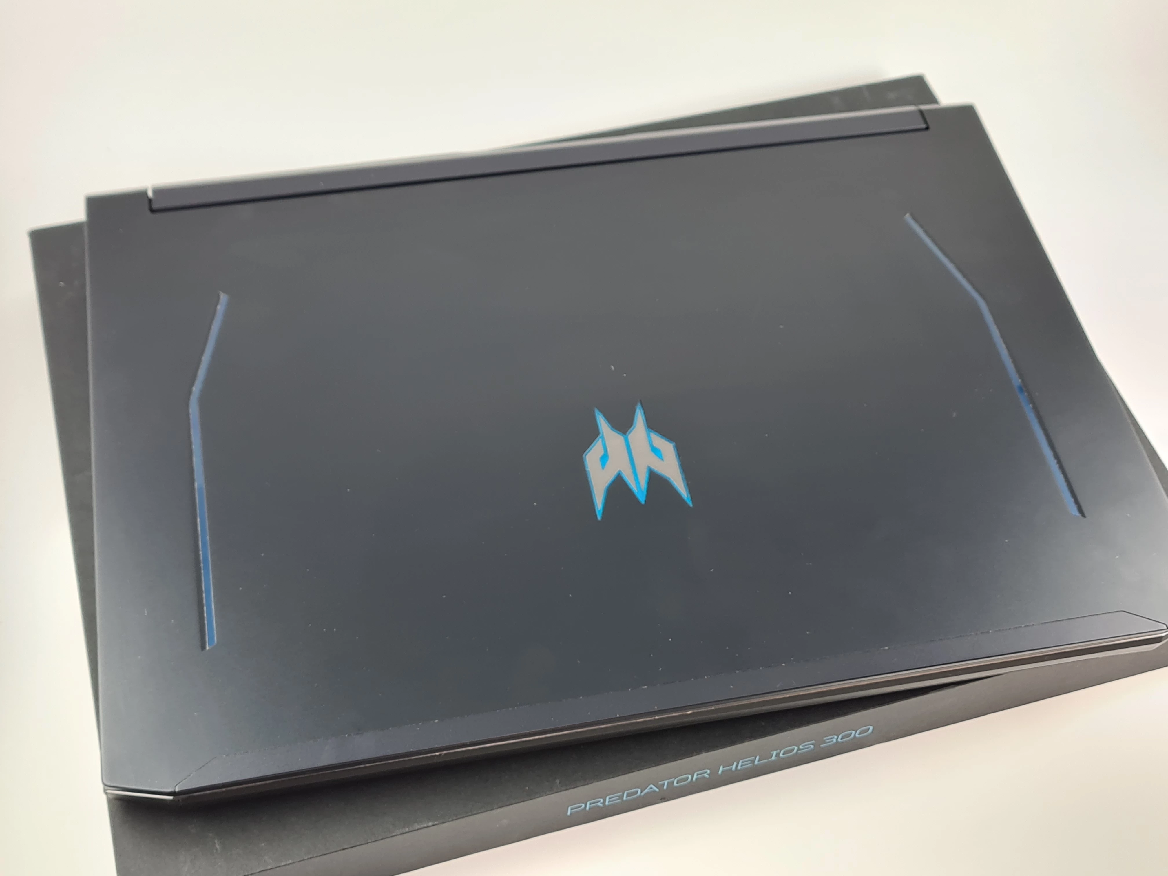 laptop-acer-predator-helios-300-i5-gtx1650ti-16gb-512ssd-seria-procesora-intel-core-i5