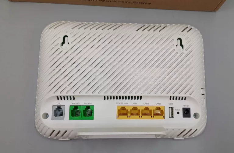 ROUTER HUAWEI  DN8245V PUD