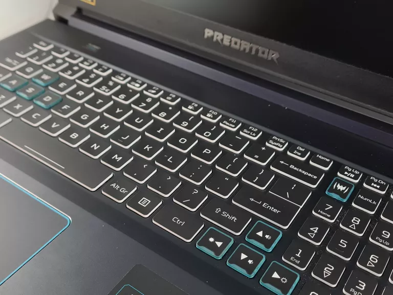 laptop-acer-predator-helios-300-i5-gtx1650ti-16gb-512ssd-kod-producenta-ph317-54-55zt