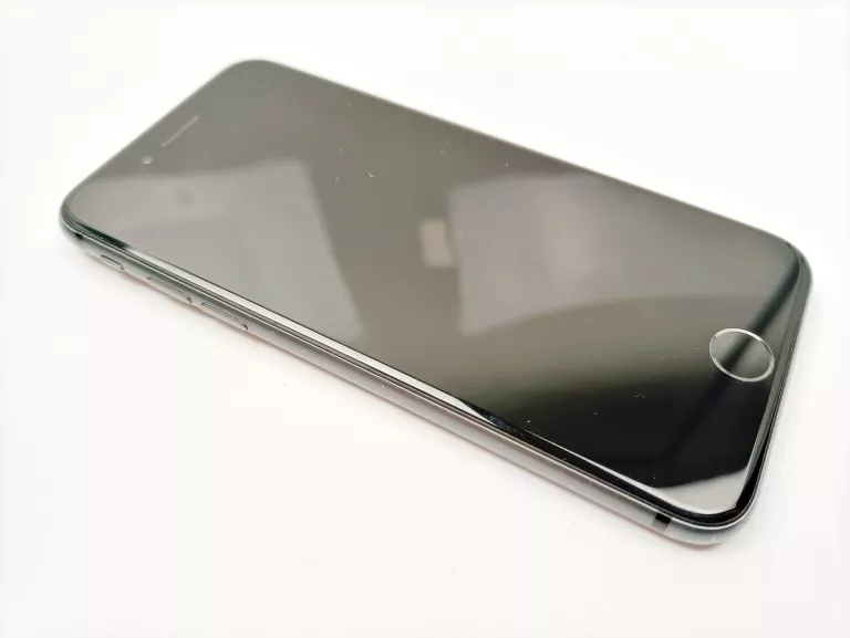SMARTFON APPLE IPHONE 8 2 GB / 64 GB CZARNY