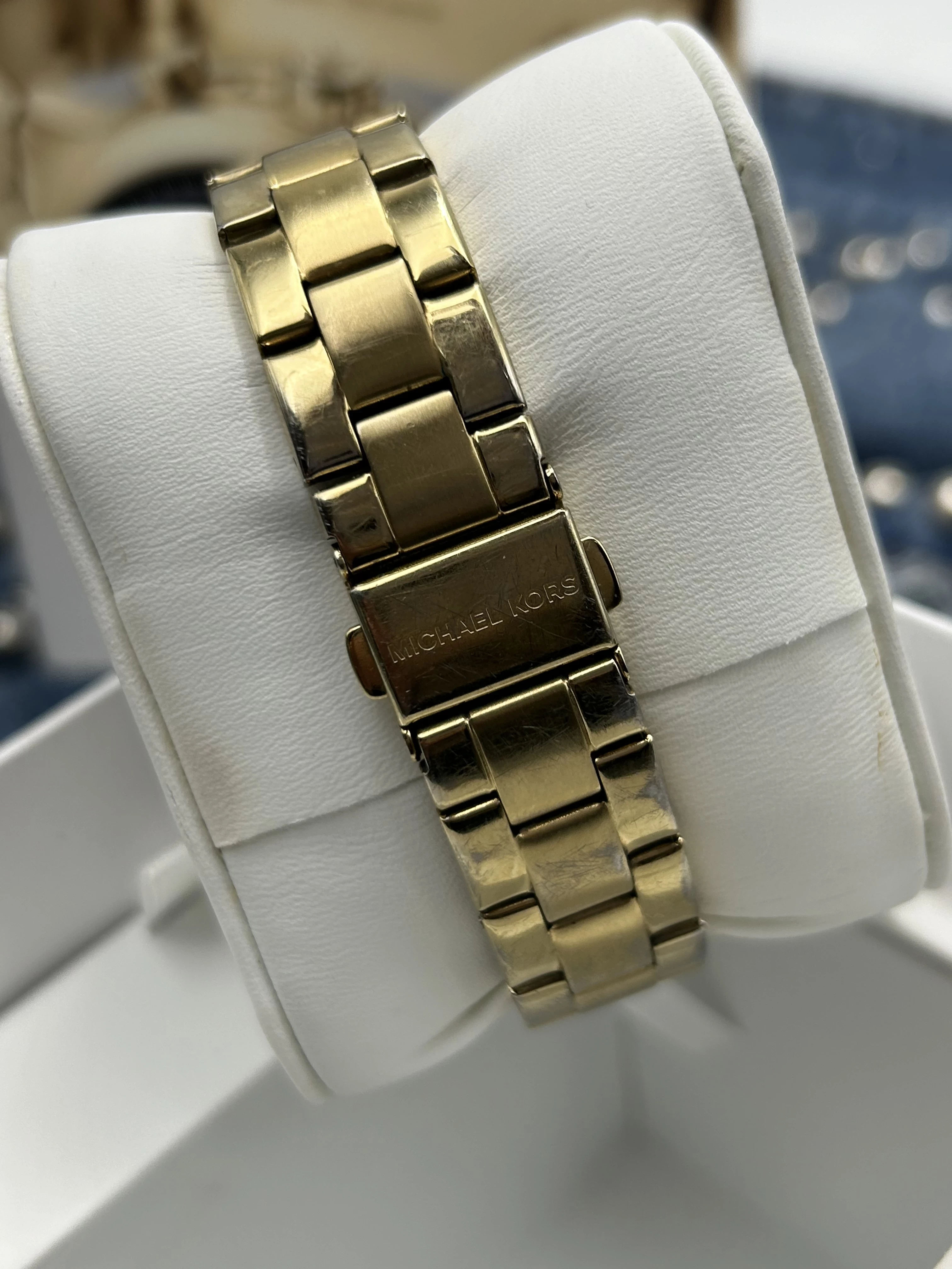 michael-kors-zegarek-damski-smartwatch-dw7m1-komplet-funkcje-wodoszczelny