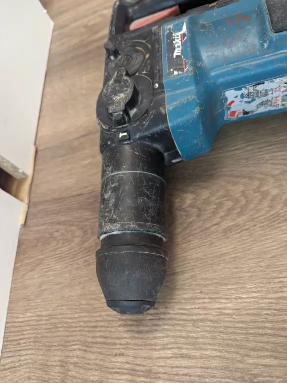 MŁOTOWIERTARKA MAKITA HR 3000