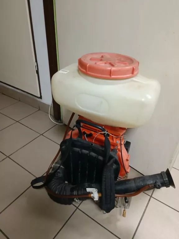 opryskiwacz-i-dmuchawa-spalinowa-magnum-kod-producenta-3111230074912