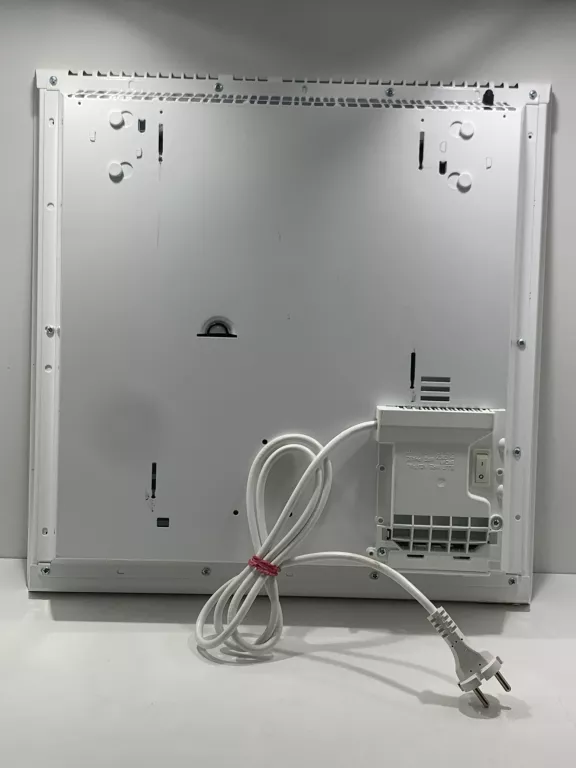 GRZEJNIK ATLANTIC CMG-BD0/PR 46X46,5CM BIAŁY 002471