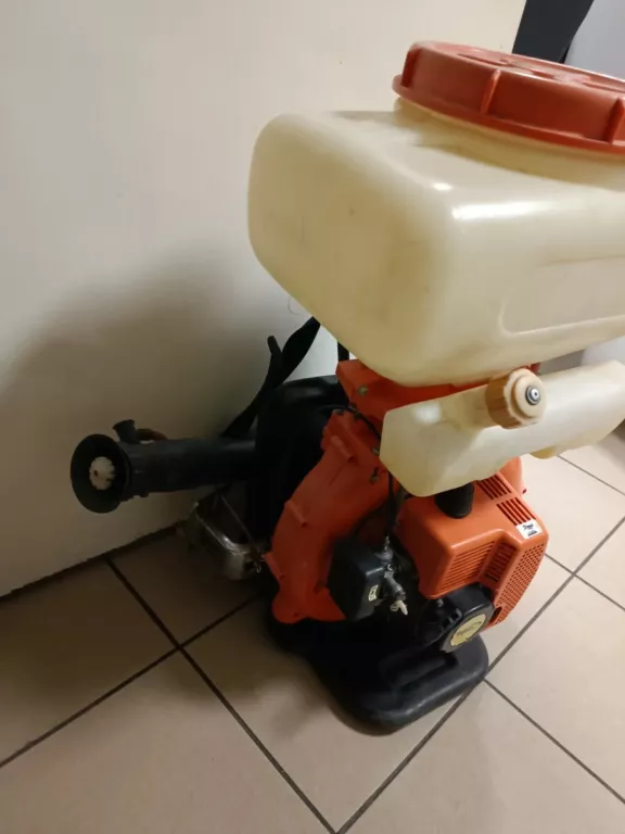 opryskiwacz-i-dmuchawa-spalinowa-magnum-marka-bez-marki