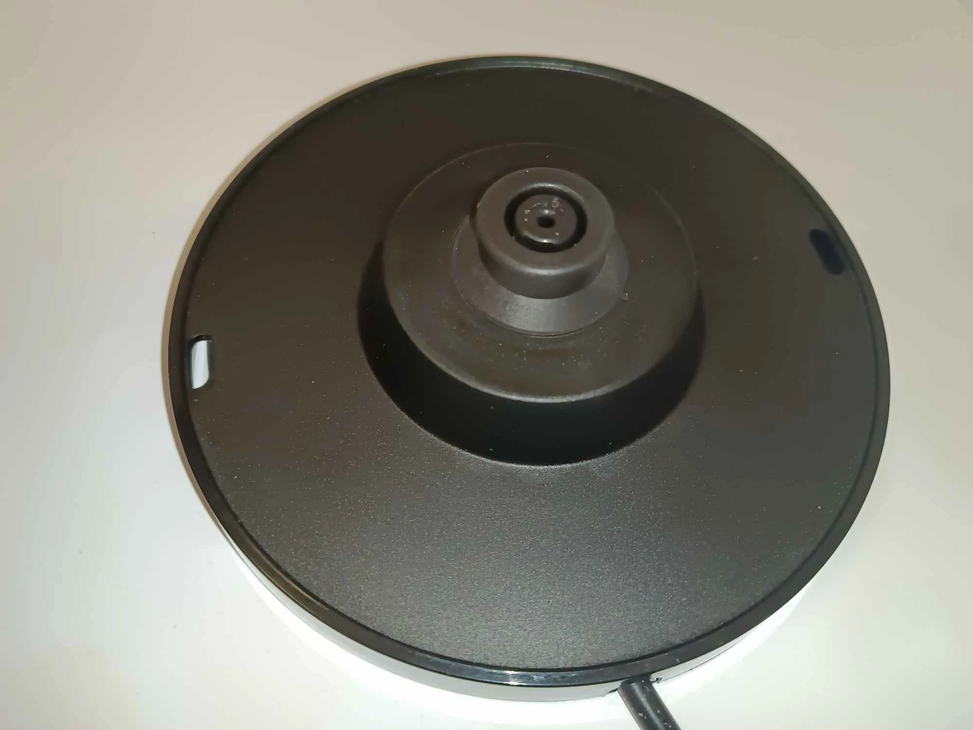 czajnik-gotze-jensen-kt930k-1800w-15l-material-tworzywo-sztuczne