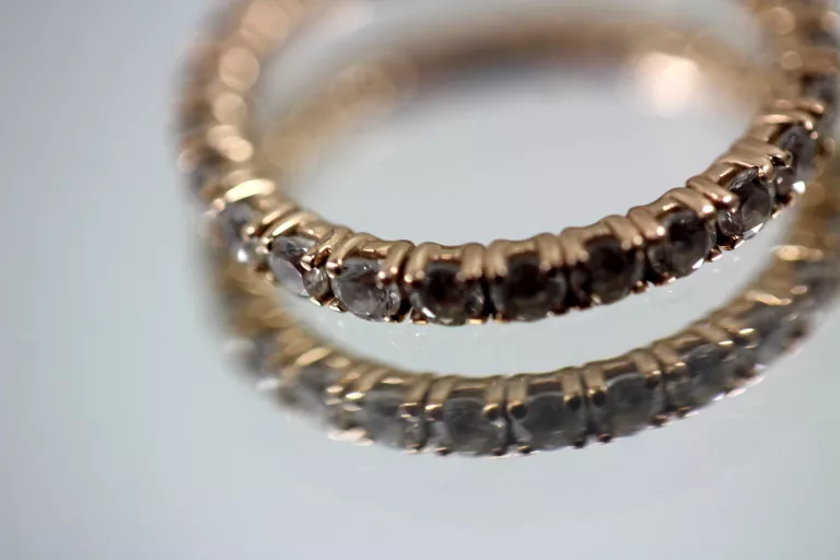 zlota-obraczka-z-cyrkoniami-168g-pr585-r10-rozmiarsrednica-wew-mm-372-10