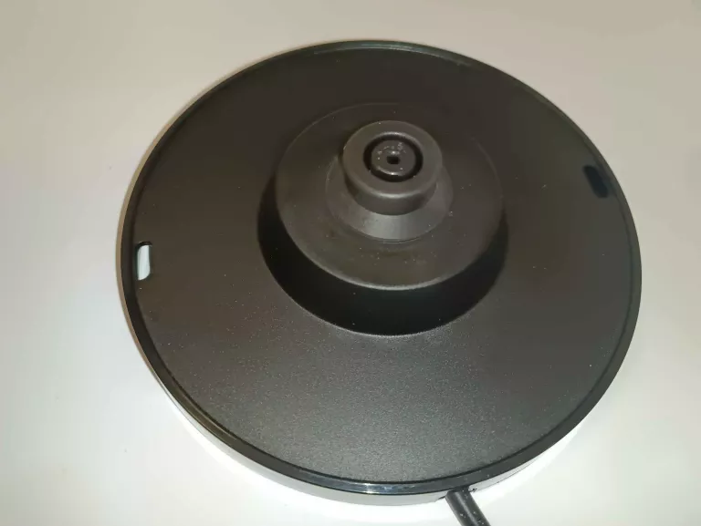 czajnik-gotze-jensen-kt930k-1800w-15l-material-tworzywo-sztuczne