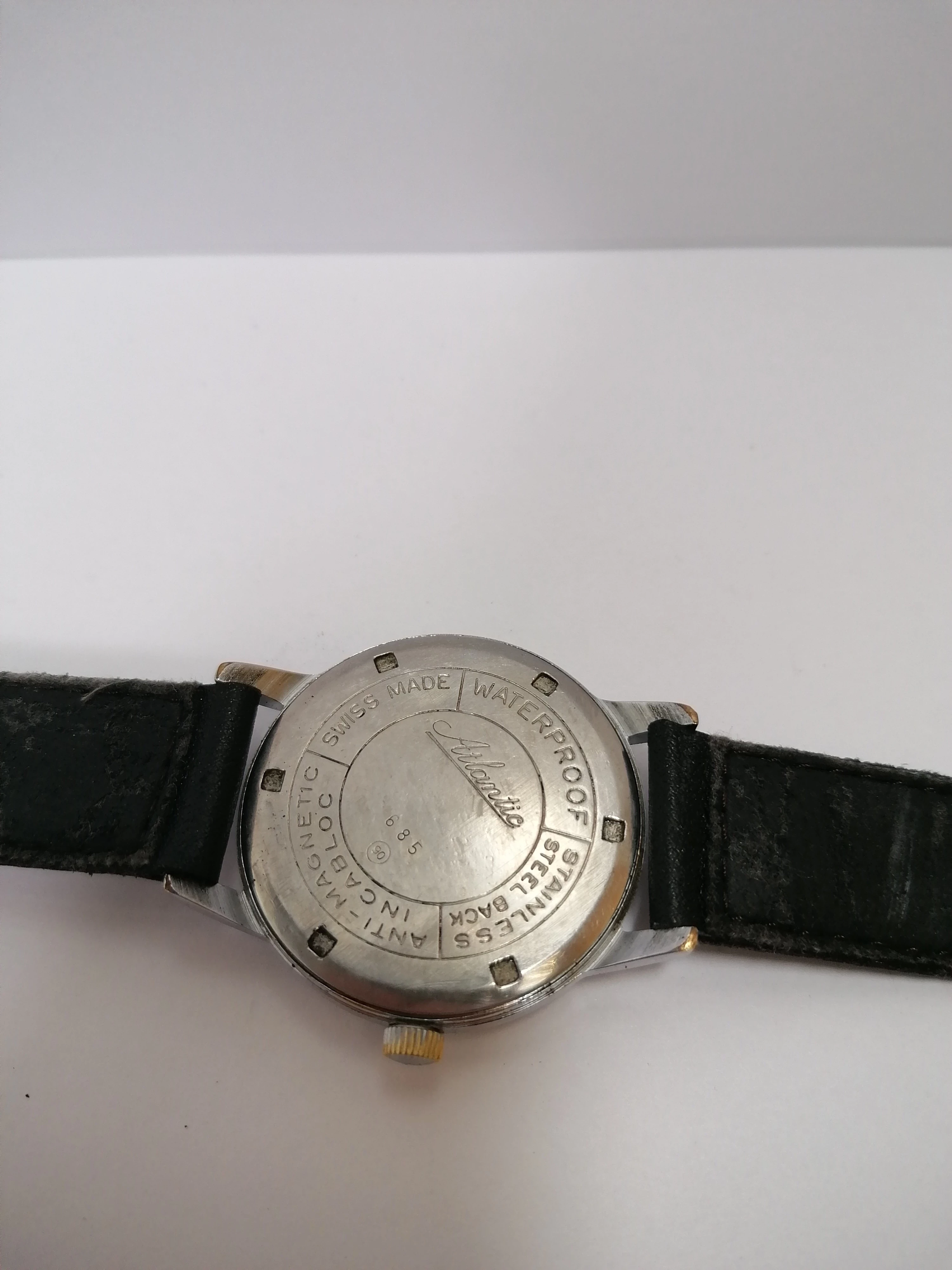 zegarek-atlantic-worldmaster-17-jewels-ksztalt-koperty-okragla