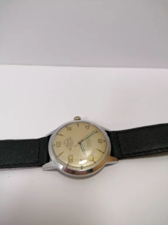zegarek-atlantic-worldmaster-17-jewels-mechanizm-mechaniczny