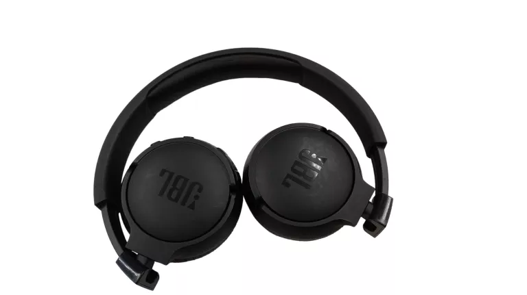 SŁUCHAWKI NAUSZNE JBL TUNE 570BT CZARNE