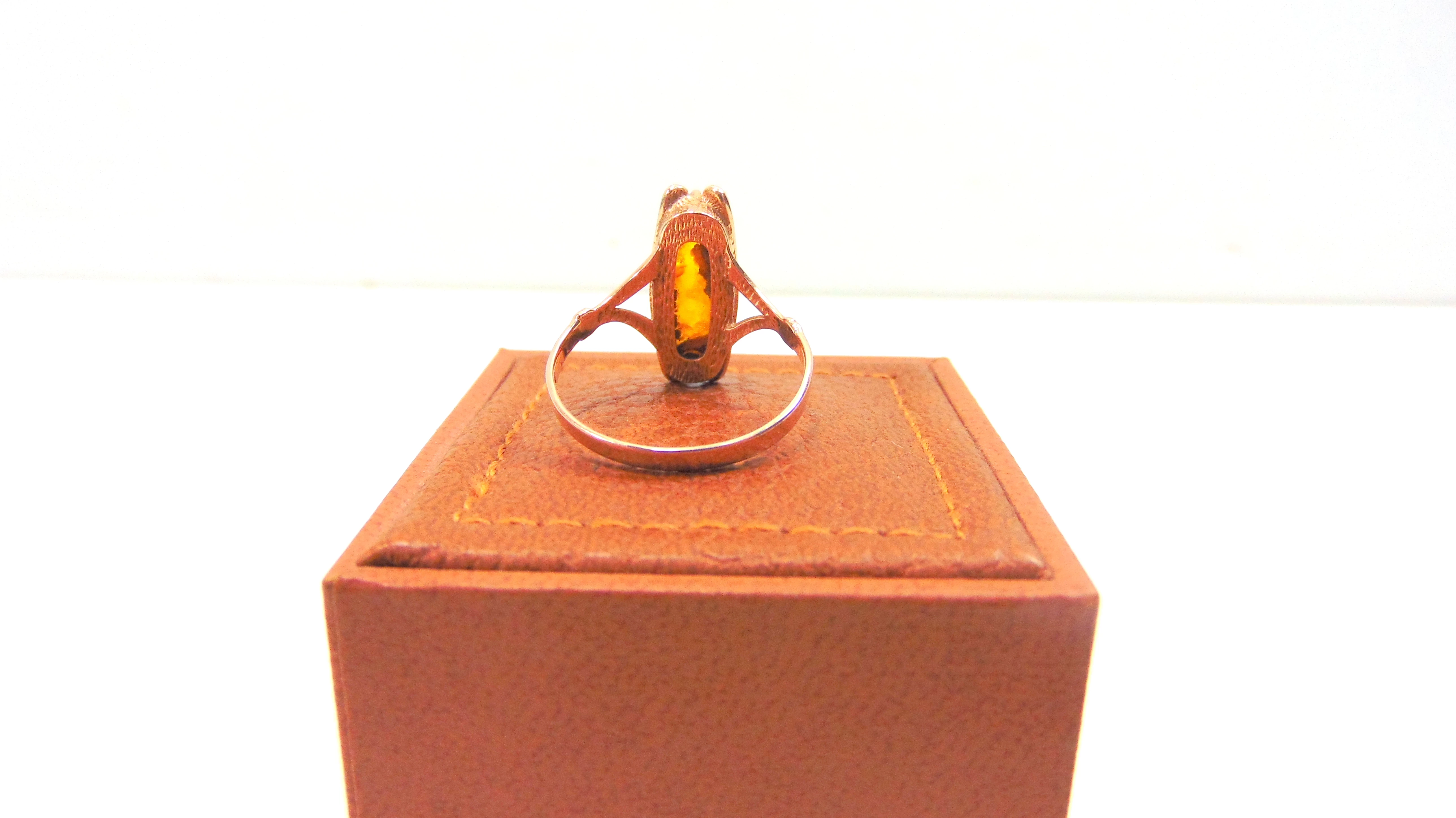 piekny-zloty-pierscionek-stan-nie-wymaga-renowacji