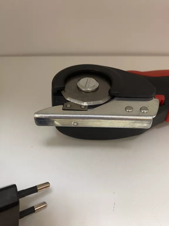 TOOLTEC PRZECINAK ELEKTRYCZNY