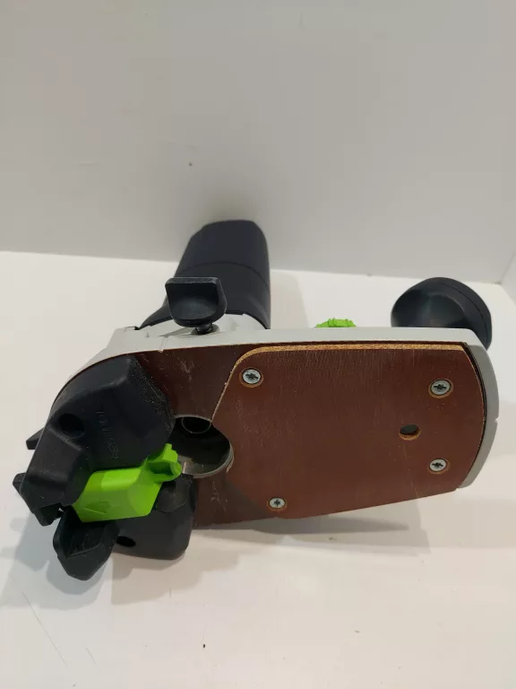 MODUŁOWA FREZARKA DO KRAWĘDZI MFK 700 PLUS FESTOOL