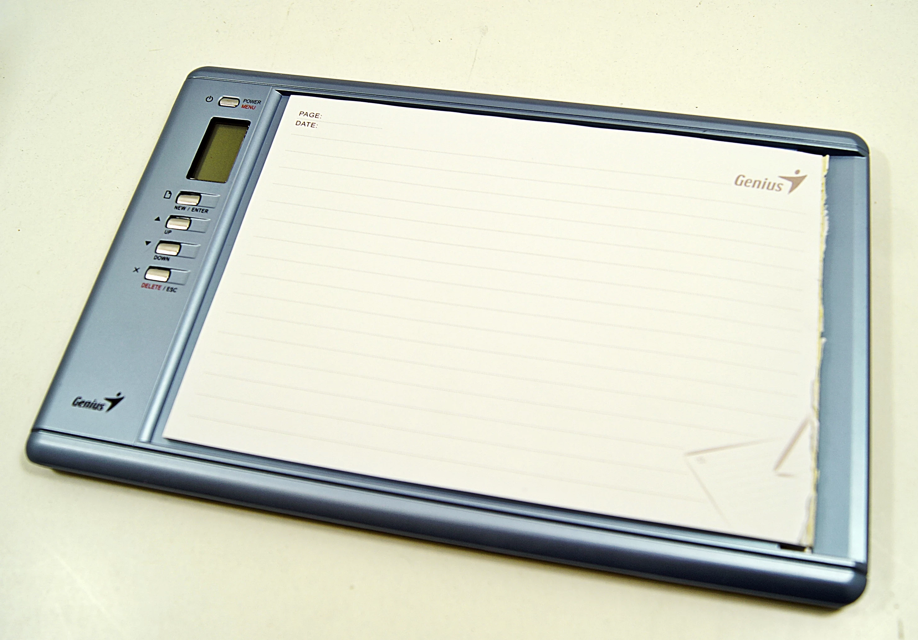 tabliet-genius-g-note-5000-komplet-model-i608x