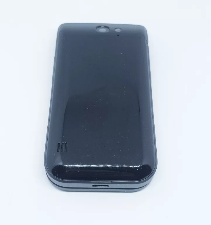TELEFON NOKIA 2720 FLIP