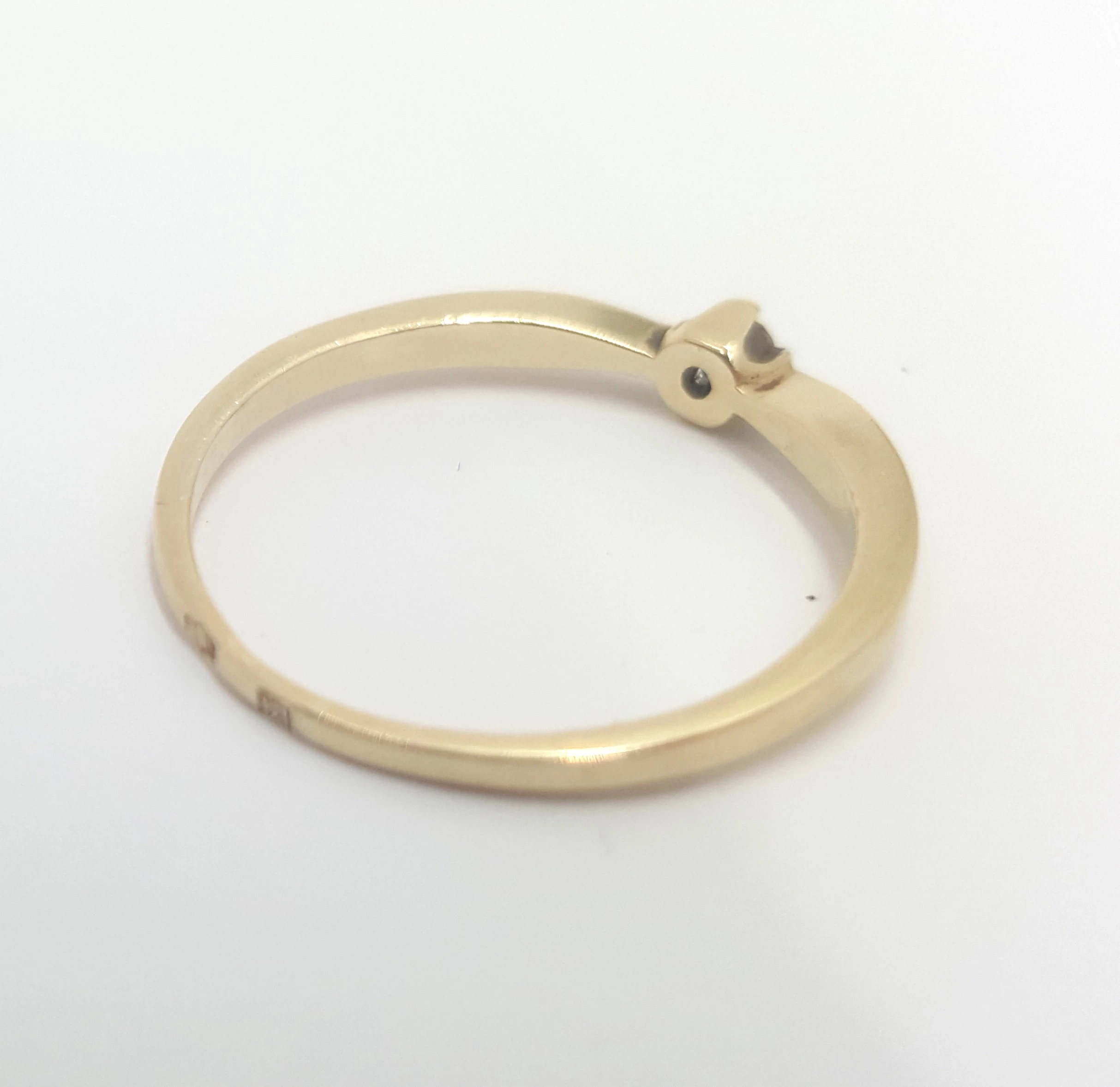 zloty-pierscionek-z-brylantem-p585-kolor-dominujacy-205826-225106