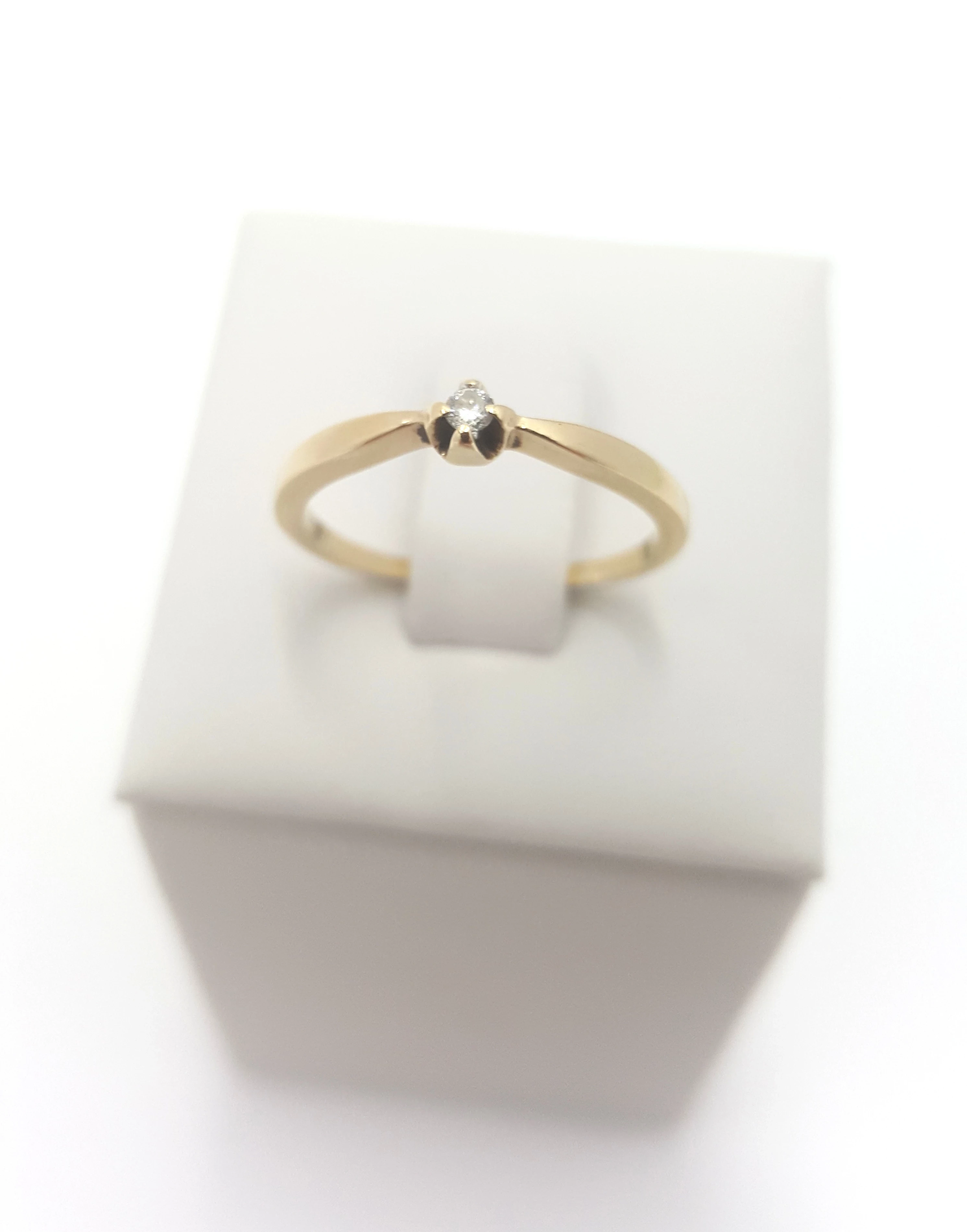 zloty-pierscionek-z-brylantem-p585-brzozowa-86-bydgoszcz