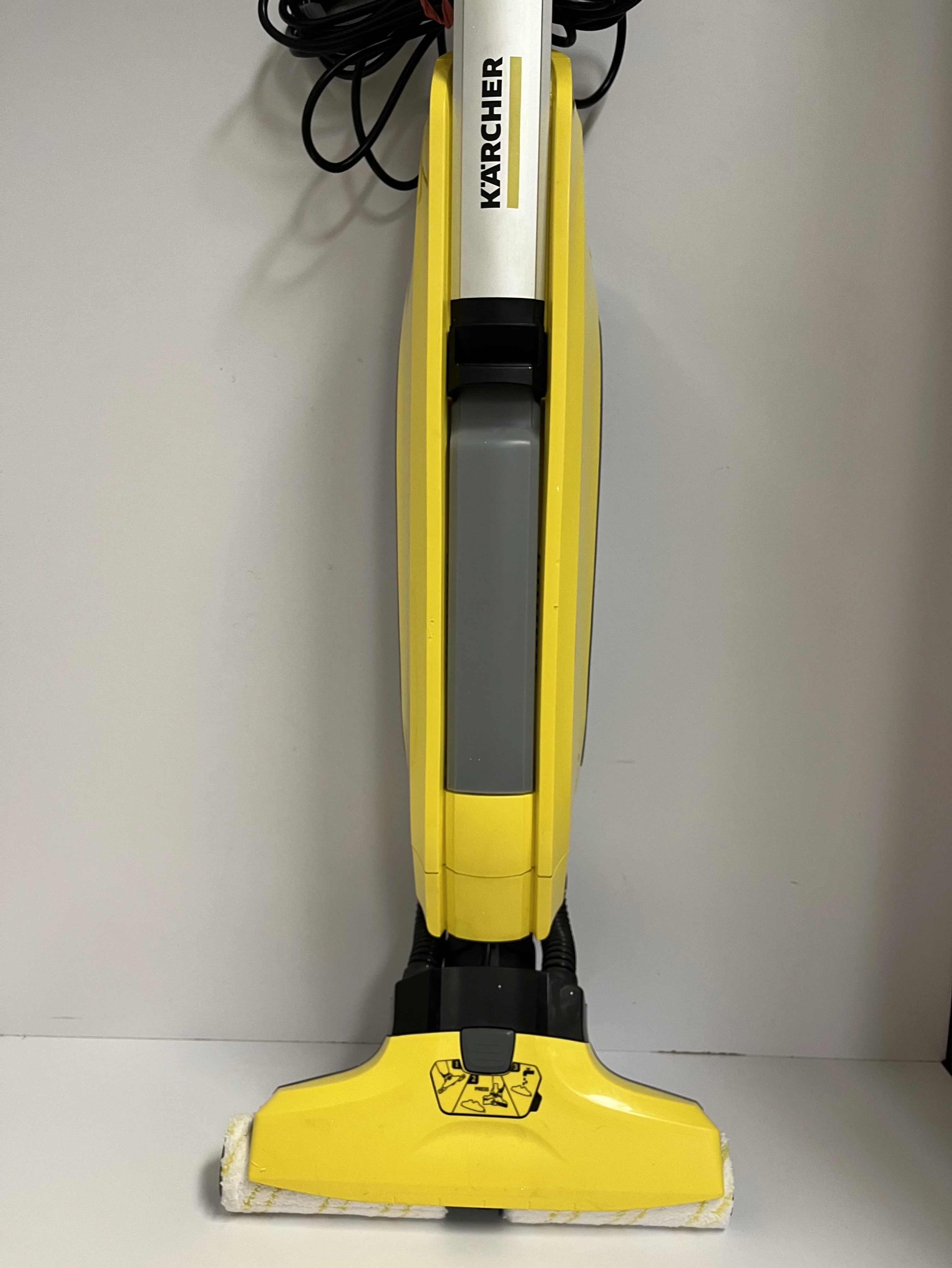 odkurzacz-pionowy-karcher-fc5-kpl-stan-uzywany