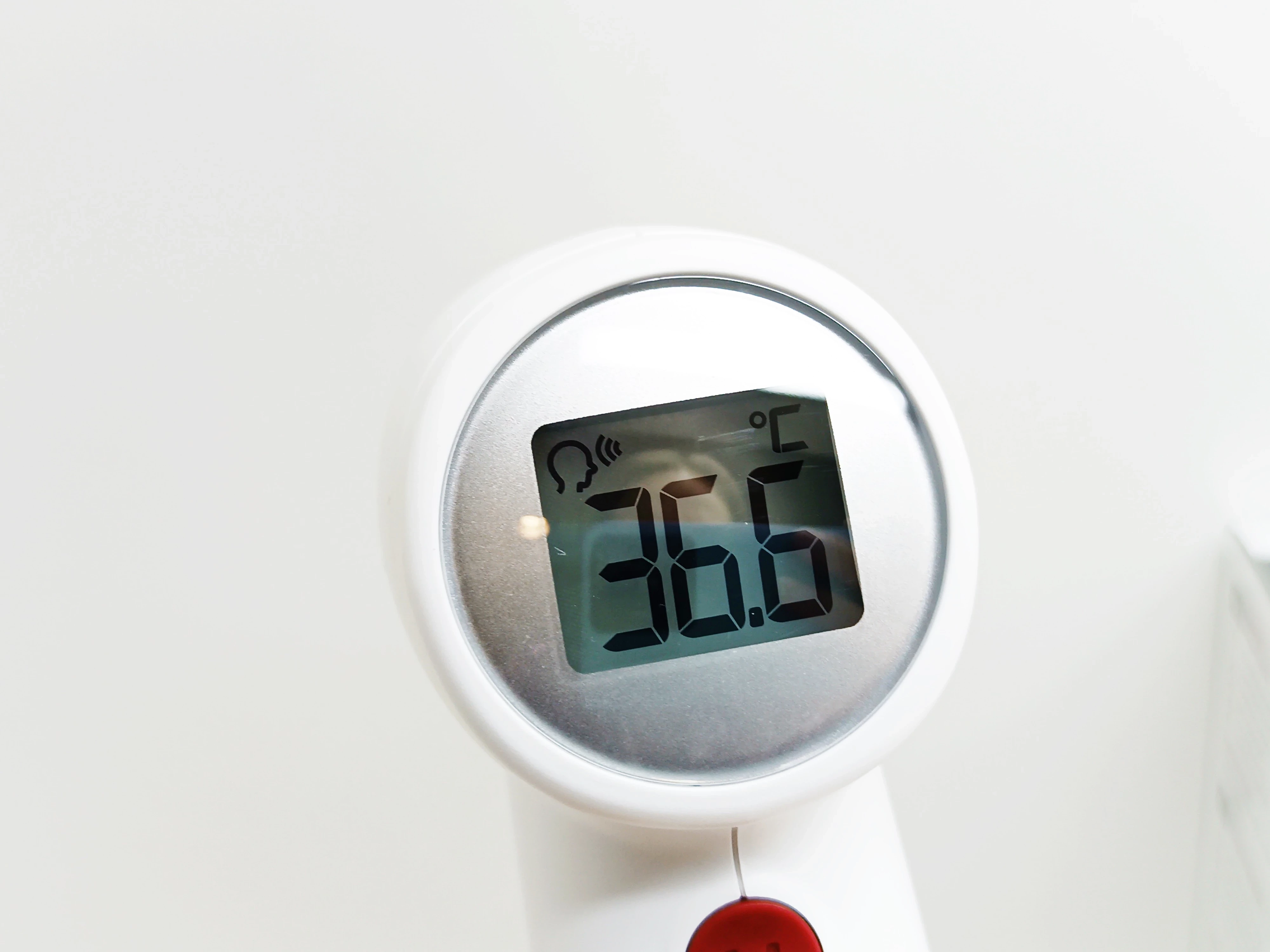 rossmax-hc700-termometr-bezdotykowy-na-podczerwien-stan-11323-2